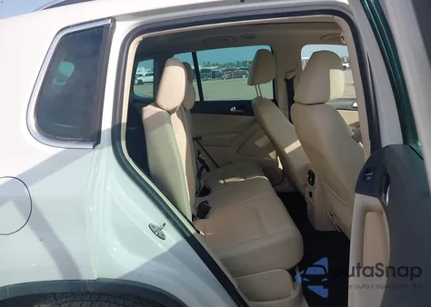 2012 Volkswagen Tiguan Se из США, поврежденный, VIN WVGAV7AX3CW550686